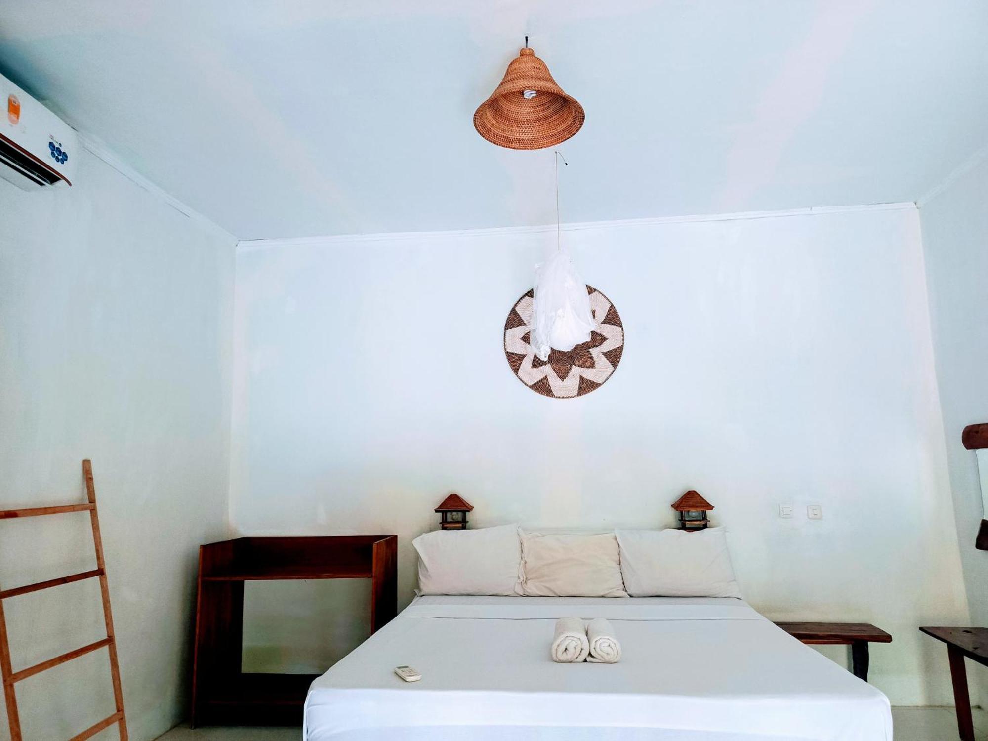 Mengalung Bungalow Kuta  Eksteriør billede